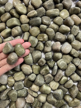 1kg Serpentine Bulk Tumbled Stones