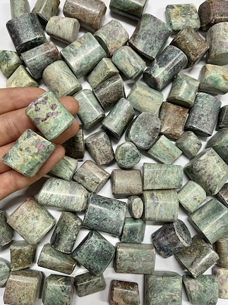 1kg Ruby Fuschite Bulk Tumbled Stones